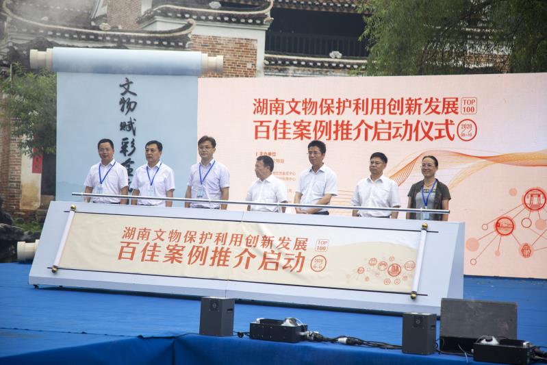说明: d0a44ef1981bdb9bce5a33a2f7f407d